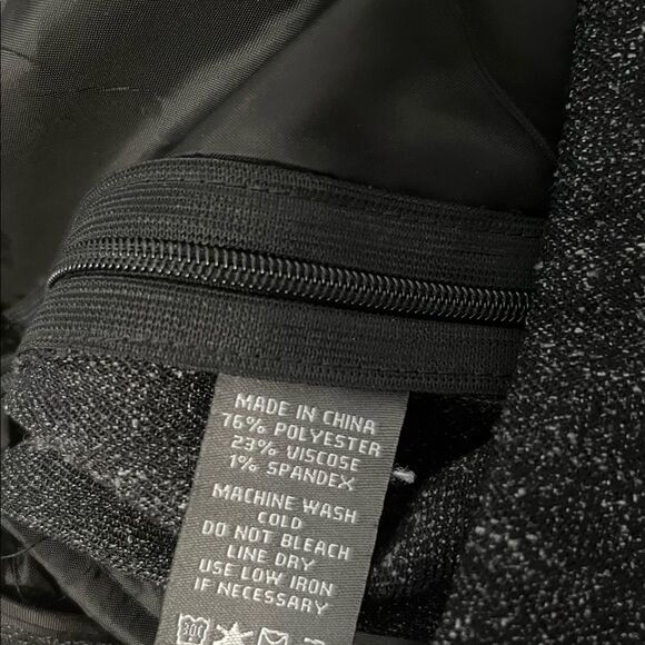 🟢Vince Camuto Charcoal Grey Tweet Pleated Shorts Size 6 - Picture 6 of 6